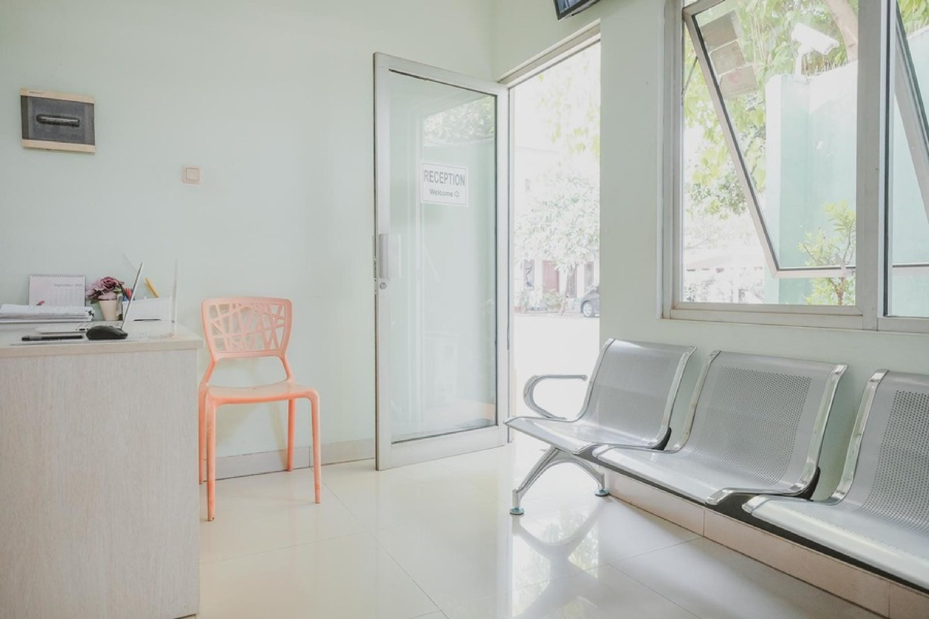 Reddoorz Plus @ Karet Pedurenan 3 Yakarta Exterior foto